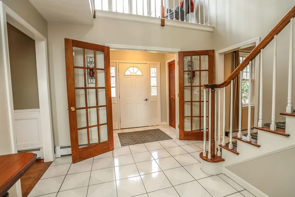 11 Baldwin Lane Bedford NH 03110