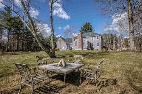 11 Baldwin Lane Bedford NH 03110