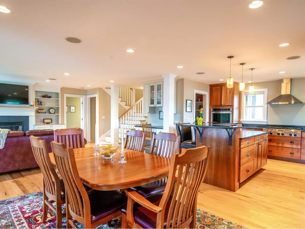 610 Sycamore Street Shelburne VT 05482