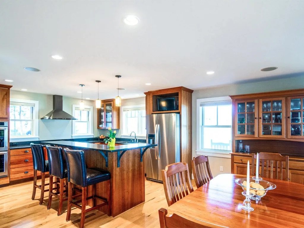 610 Sycamore Street Shelburne VT 05482