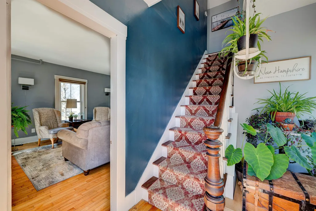 7 Pleasant Street Lebanon NH 03784