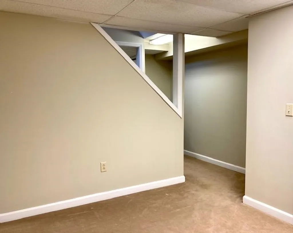 83 Kirby Lane Williston VT 05495