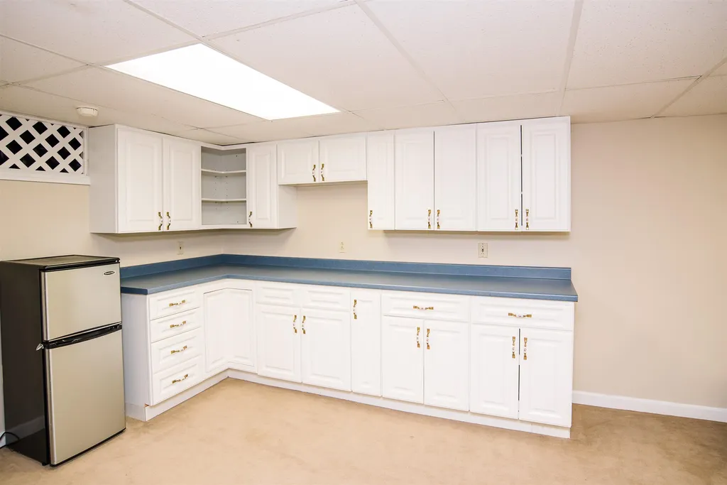 83 Kirby Lane Williston VT 05495