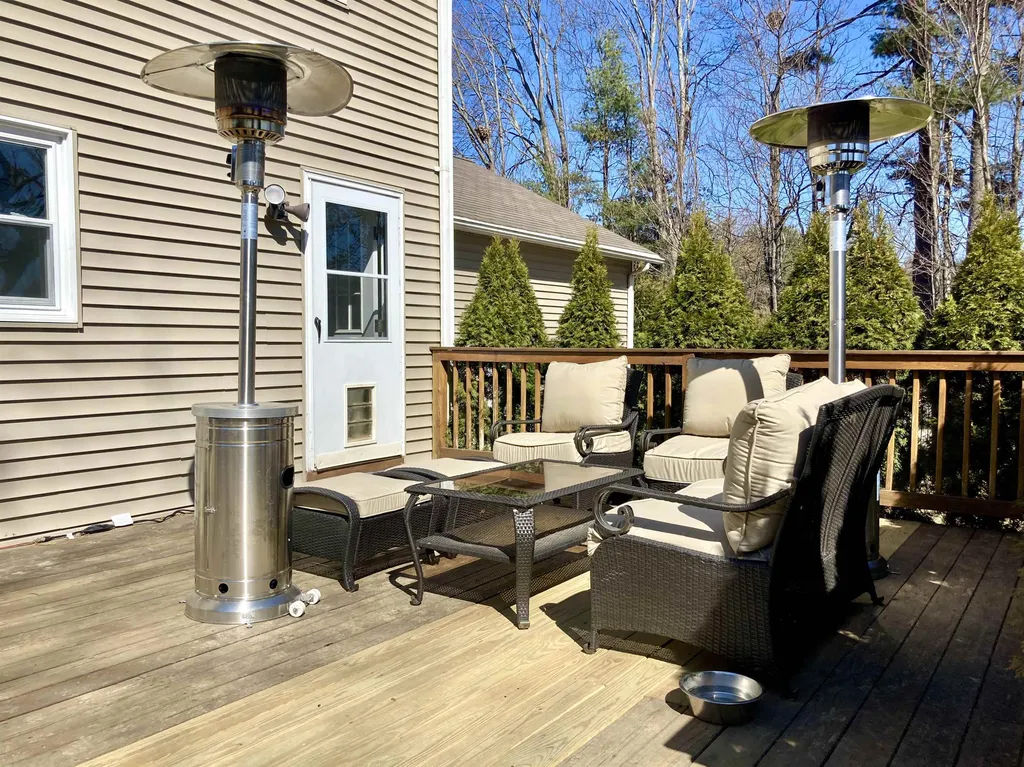 83 Kirby Lane Williston VT 05495