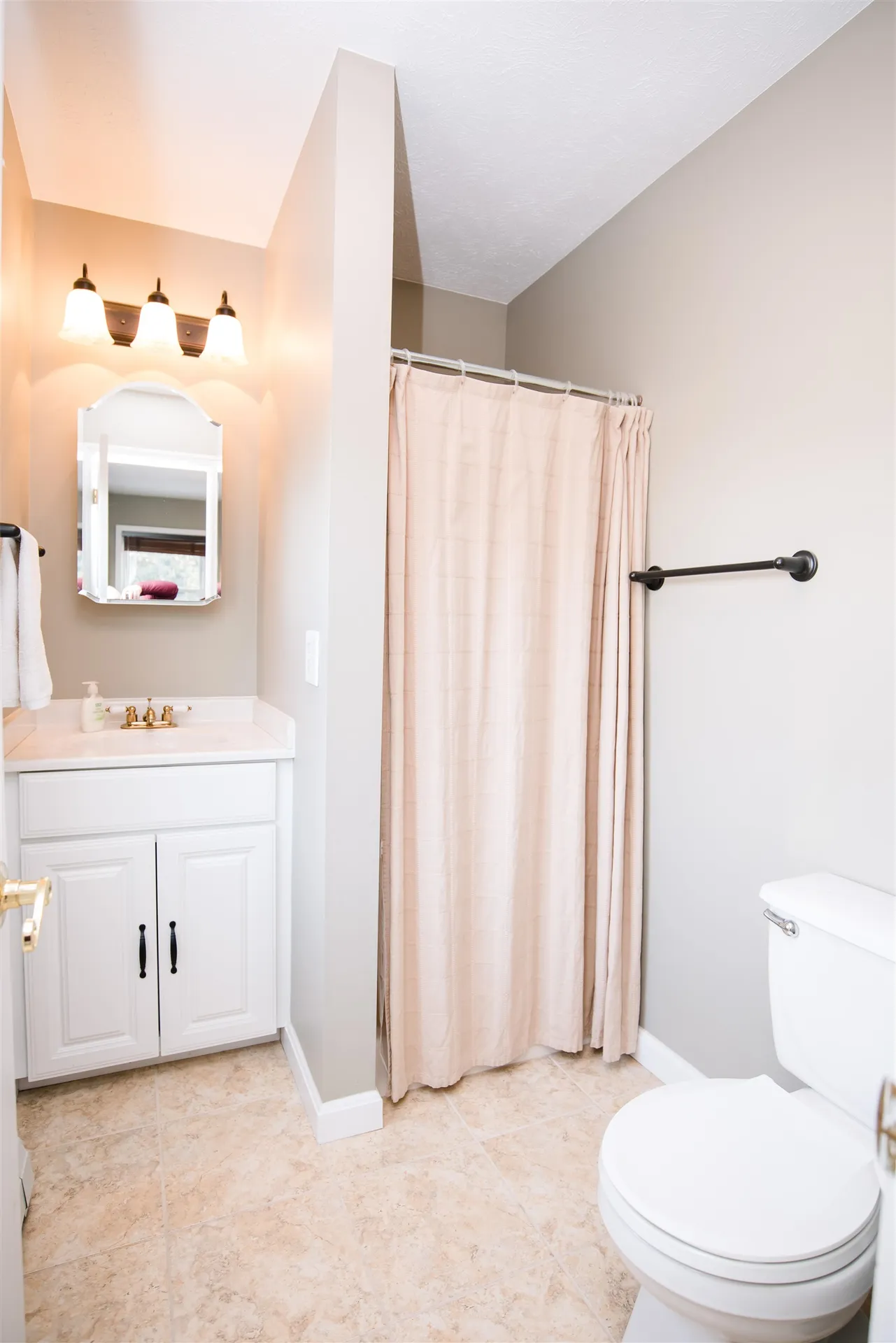 83 Kirby Lane Williston VT 05495