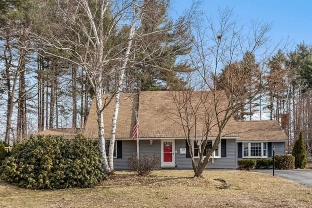 29 Ansie Road Chelmsford MA 01824
