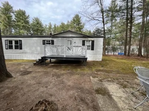 13 Mercury Lane Nashua NH 03062