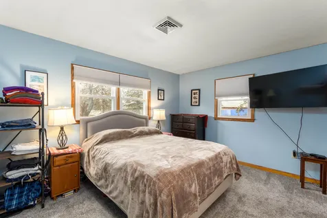 47 Turquoise Drive Colchester VT 05446