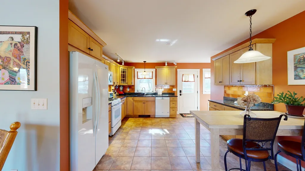 141 Weybridge Street Middlebury VT 05753