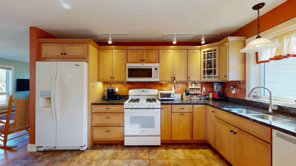 141 Weybridge Street Middlebury VT 05753