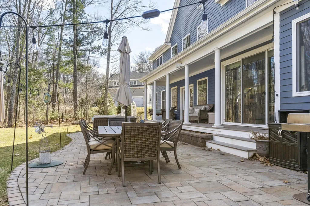 4 Sanctuary Drive Stratham NH 03885