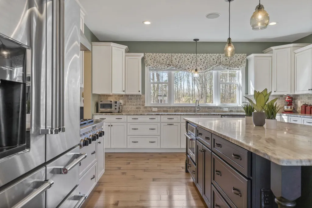 4 Sanctuary Drive Stratham NH 03885