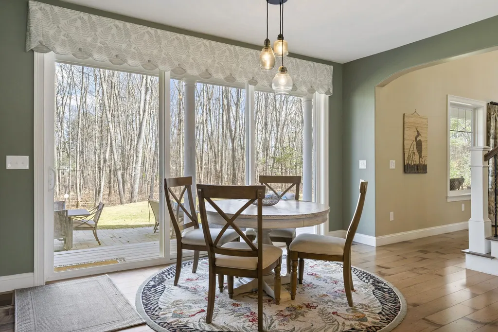 4 Sanctuary Drive Stratham NH 03885