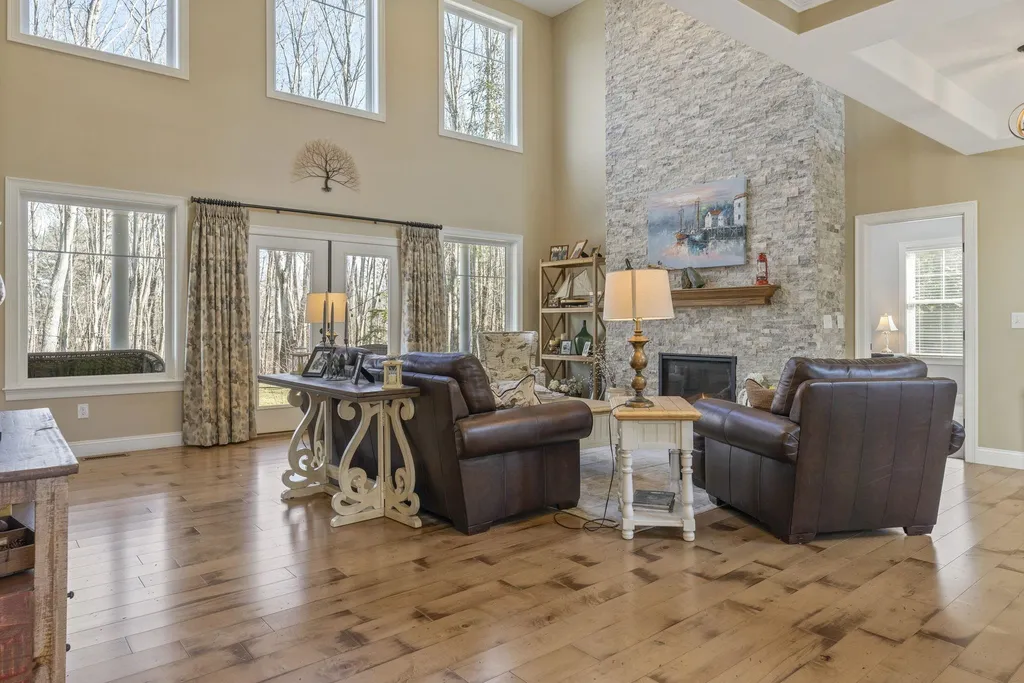 4 Sanctuary Drive Stratham NH 03885