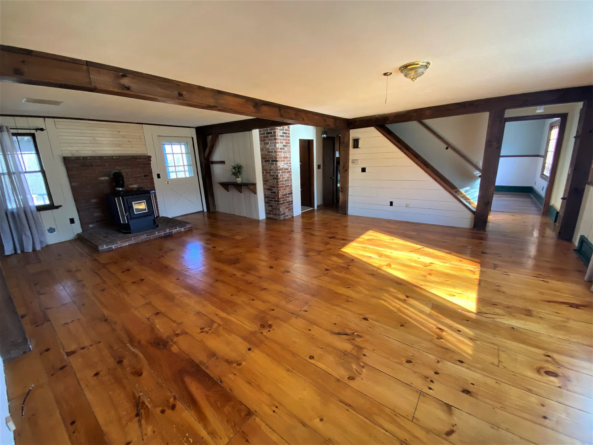 37 Ten Rod Road Rochester NH 03867