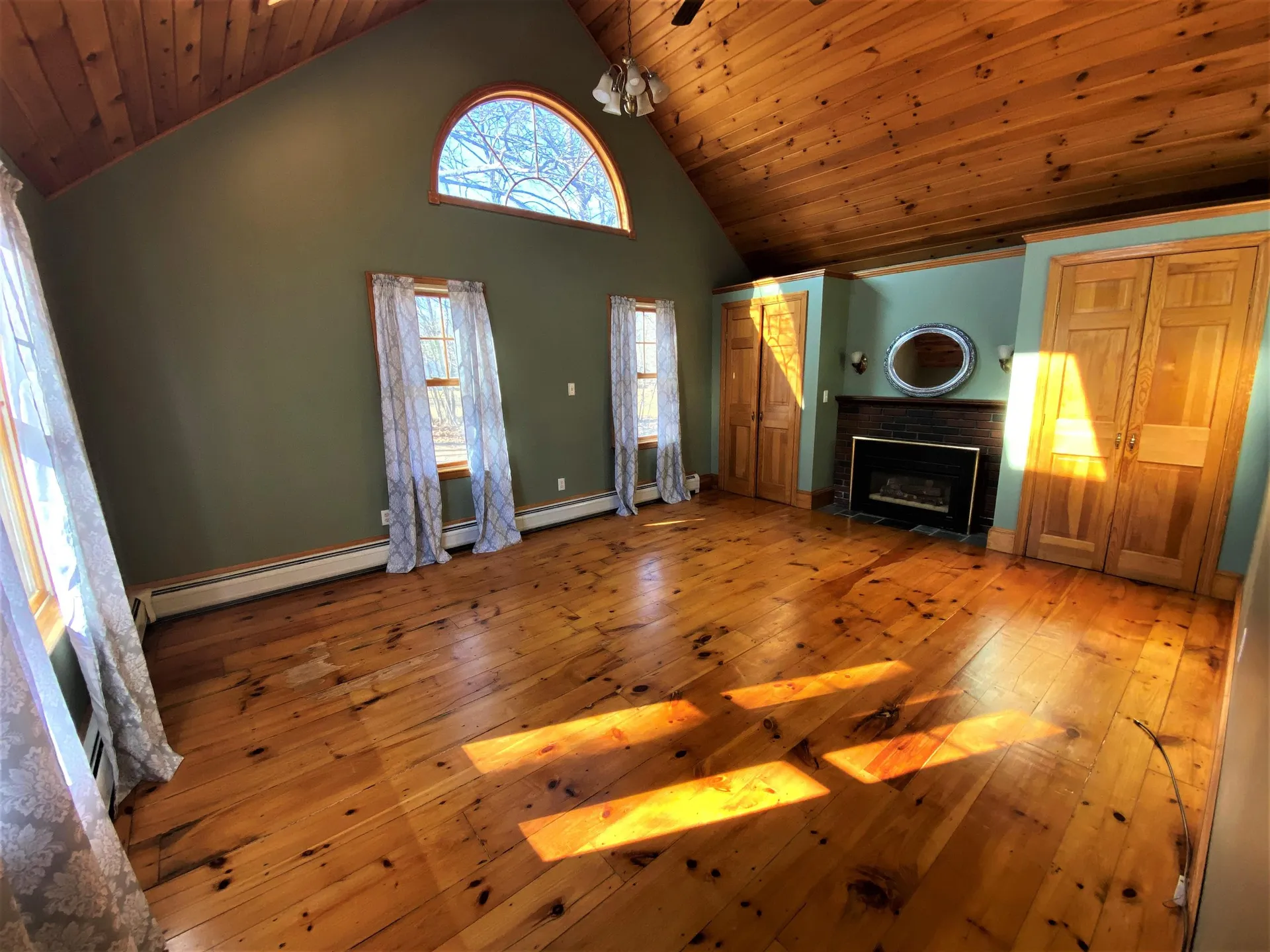37 Ten Rod Road Rochester NH 03867