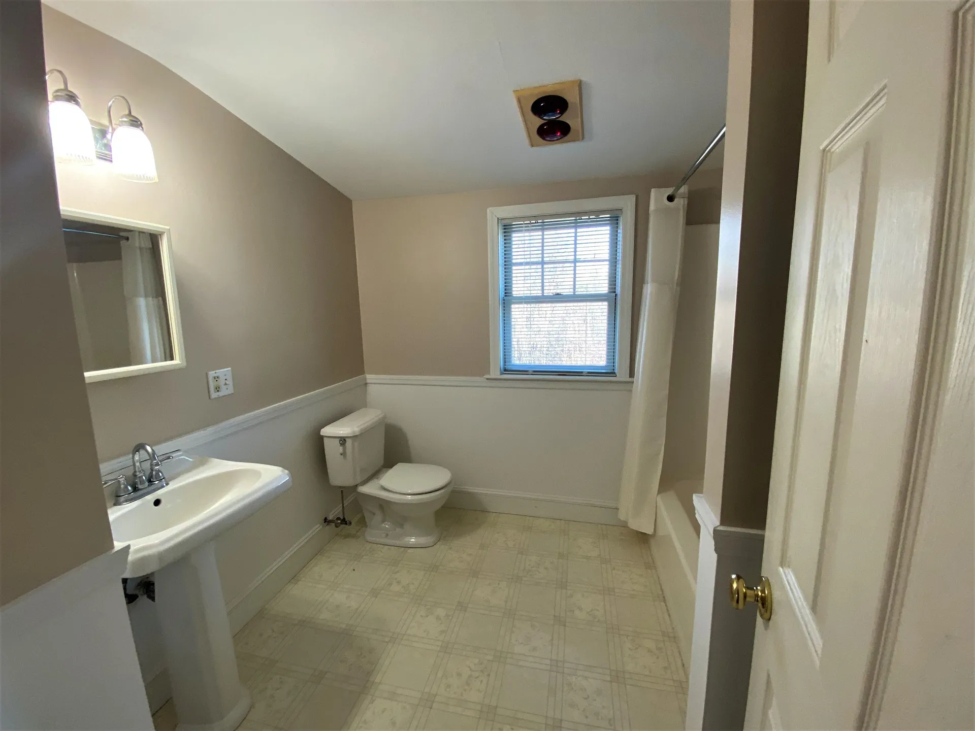 37 Ten Rod Road Rochester NH 03867