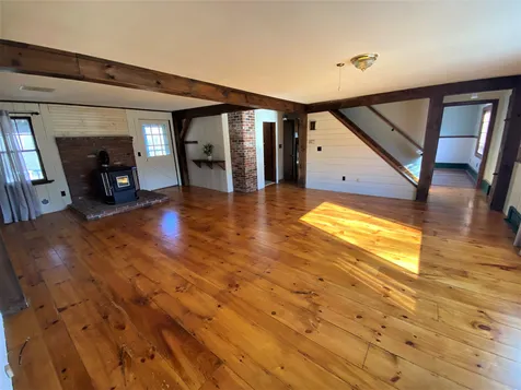 37 Ten Rod Road Rochester NH 03867