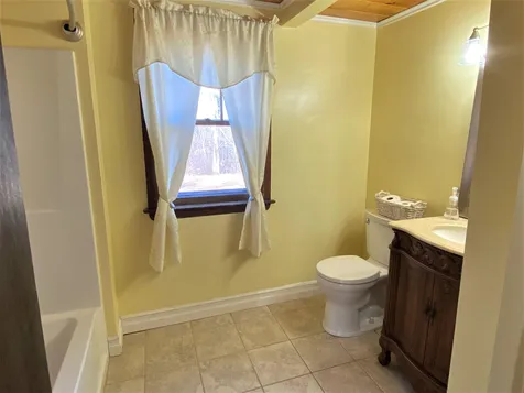 37 Ten Rod Road Rochester NH 03867