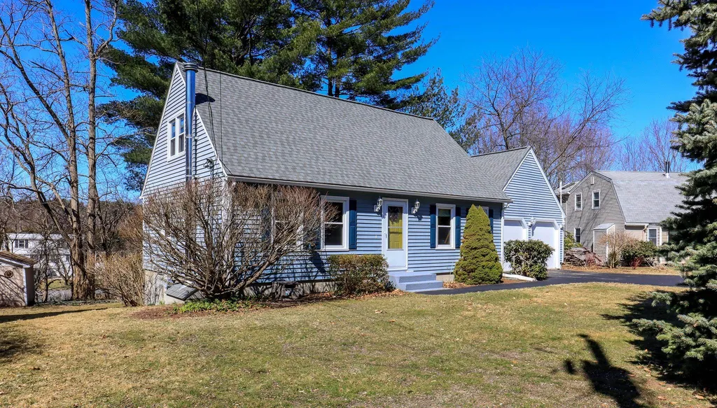 14 Penobscot Road Nashua NH 03062