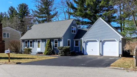 14 Penobscot Road Nashua NH 03062