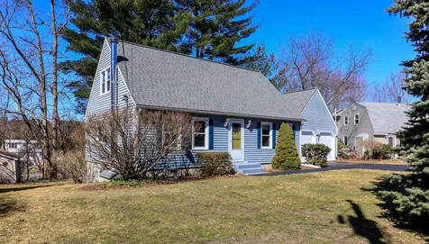 14 Penobscot Road Nashua NH 03062