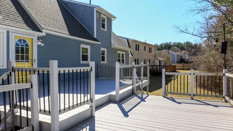 14 Penobscot Road Nashua NH 03062