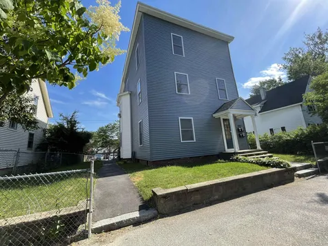 323 Spruce Street Manchester NH 03103