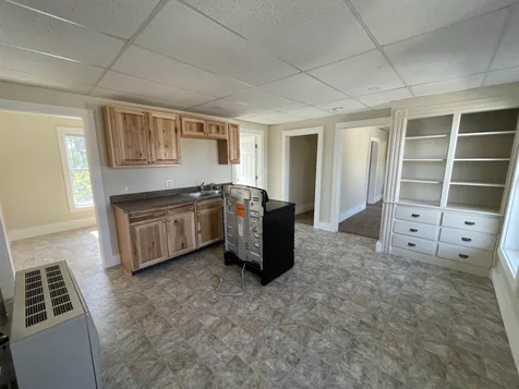 323 Spruce Street Manchester NH 03103