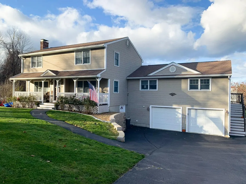 47 Dutton Road Pelham NH 03076