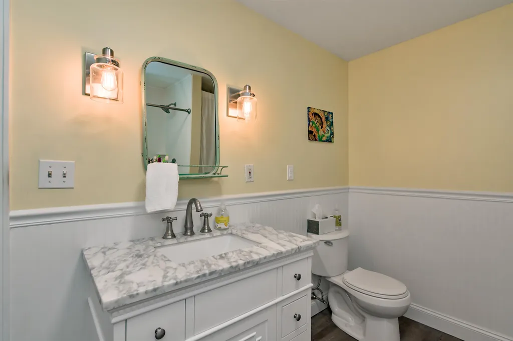 47 Dutton Road Pelham NH 03076
