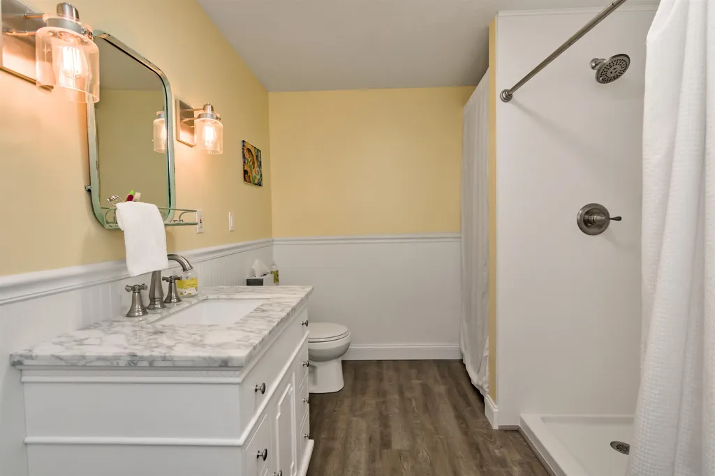 47 Dutton Road Pelham NH 03076