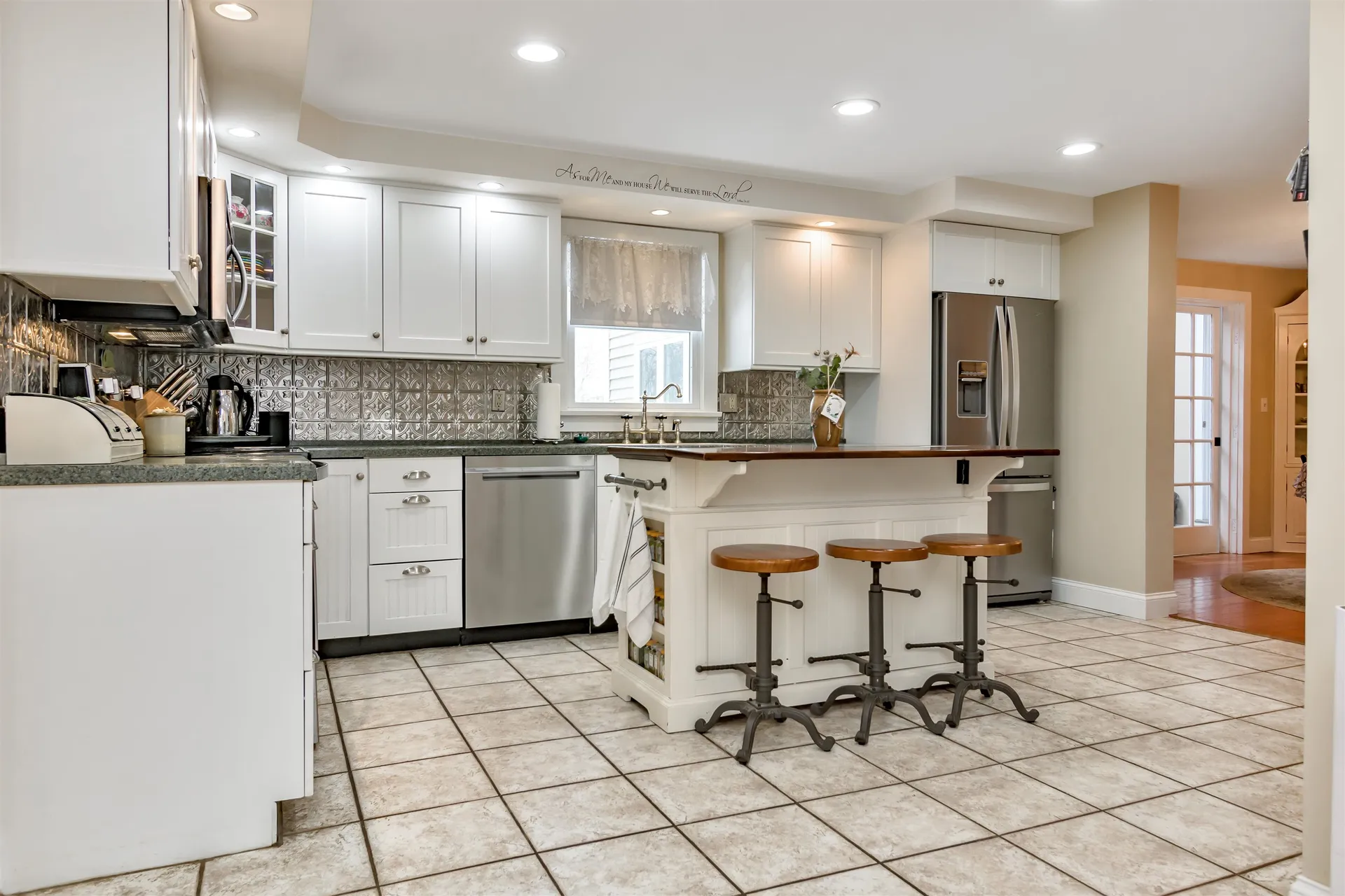 47 Dutton Road Pelham NH 03076