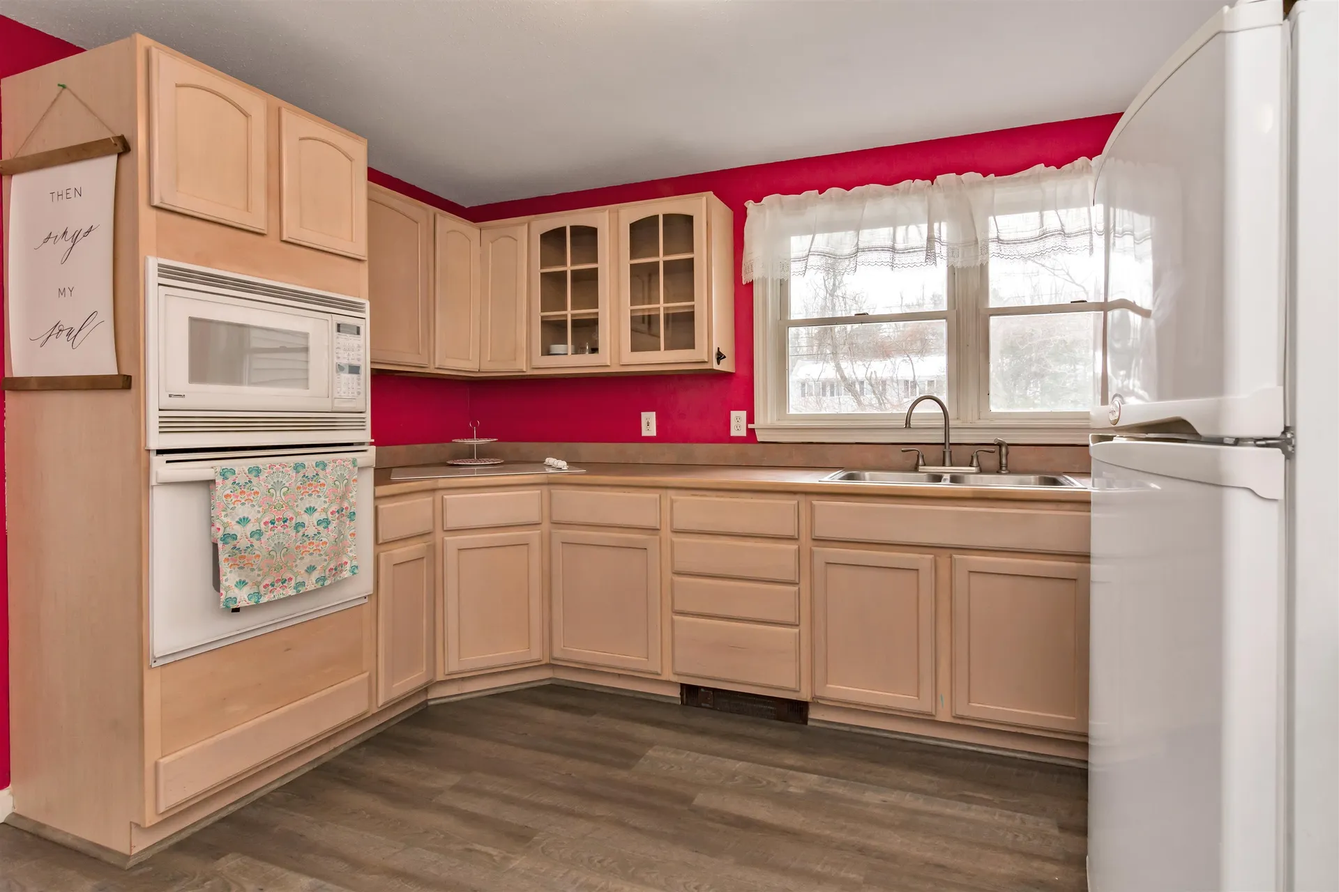 47 Dutton Road Pelham NH 03076