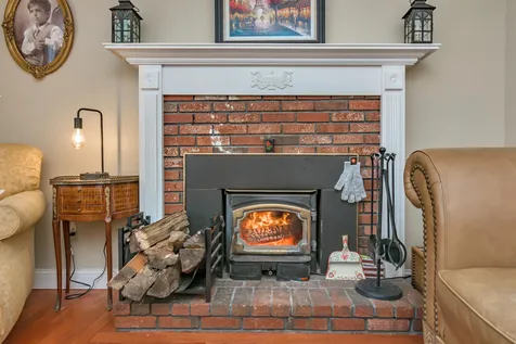 47 Dutton Road Pelham NH 03076