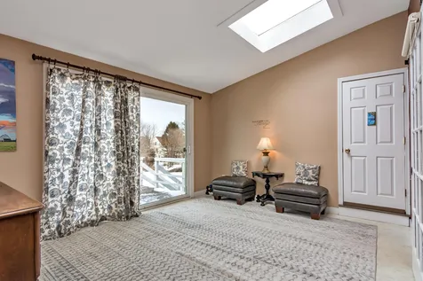 47 Dutton Road Pelham NH 03076