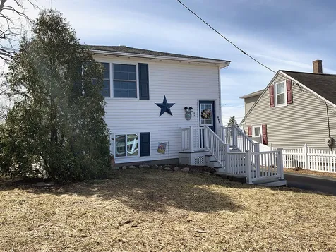495 Shasta Street Manchester NH 03103