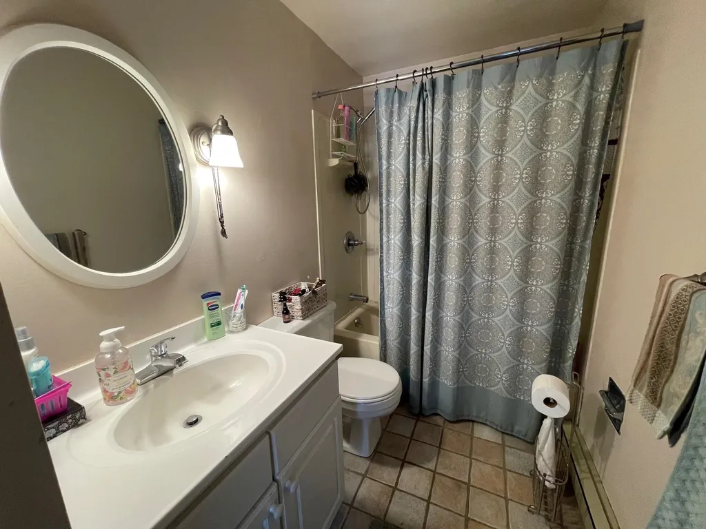 141 Morey Lane Hartford VT 05059