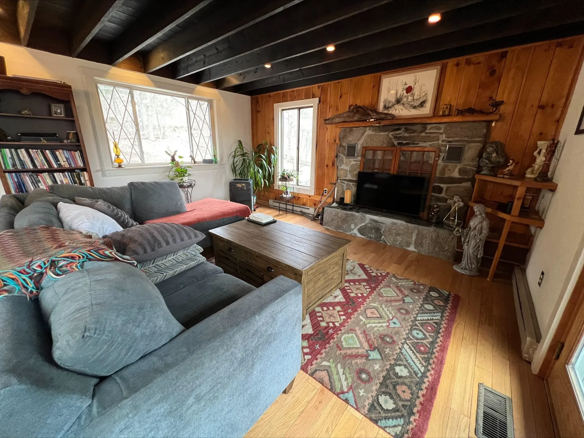 141 Morey Lane Hartford VT 05059