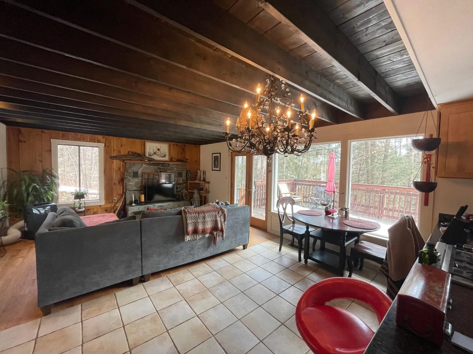 141 Morey Lane Hartford VT 05059
