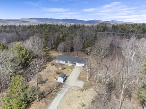 17 Woodland Drive New Ipswich NH 03071