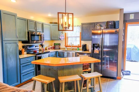 74 Pratt Hill Cavendish VT 05153