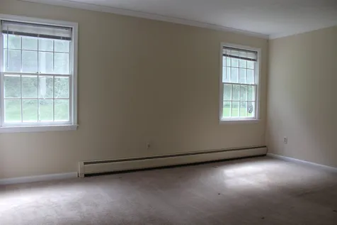 68 Stillwater Drive Nashua NH 03062