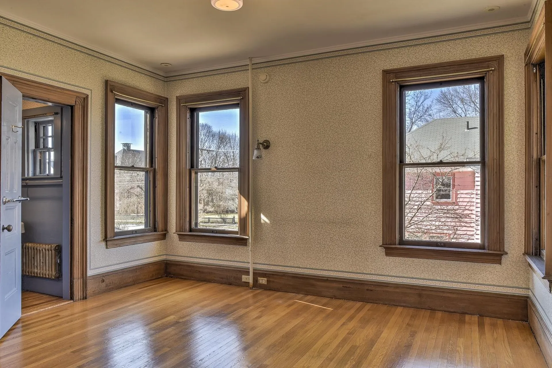 122 Court Street Keene NH 03431