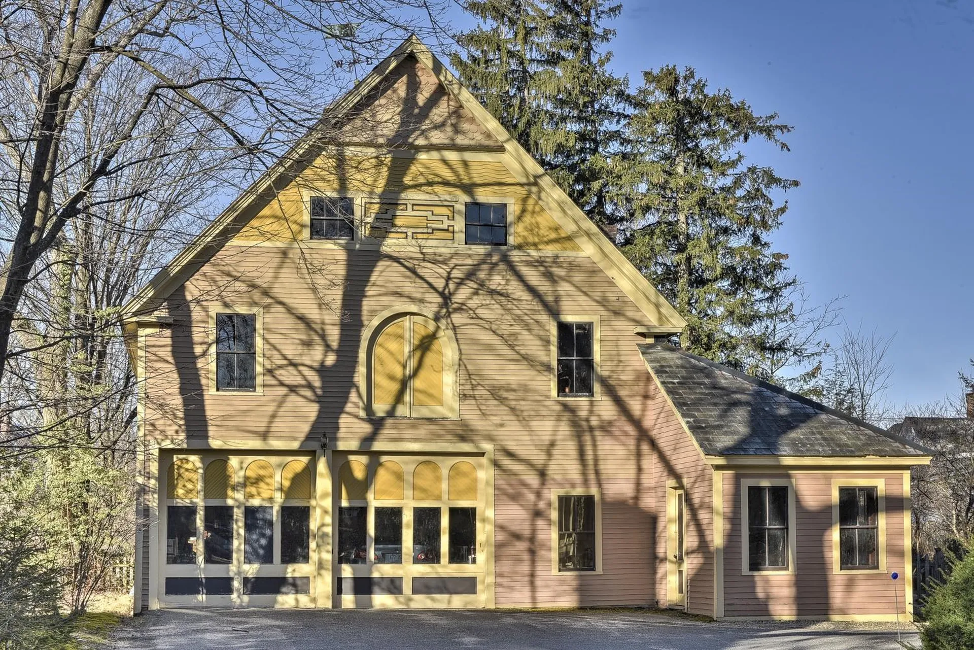 122 Court Street Keene NH 03431