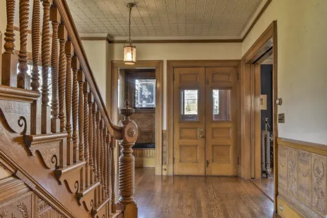 122 Court Street Keene NH 03431
