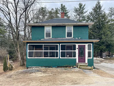 63 Pleasant Street Plymouth NH 03264