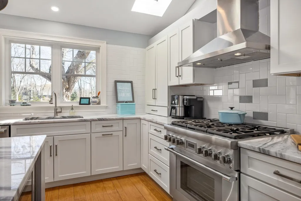 173 Atlantic Avenue North Hampton NH 03862