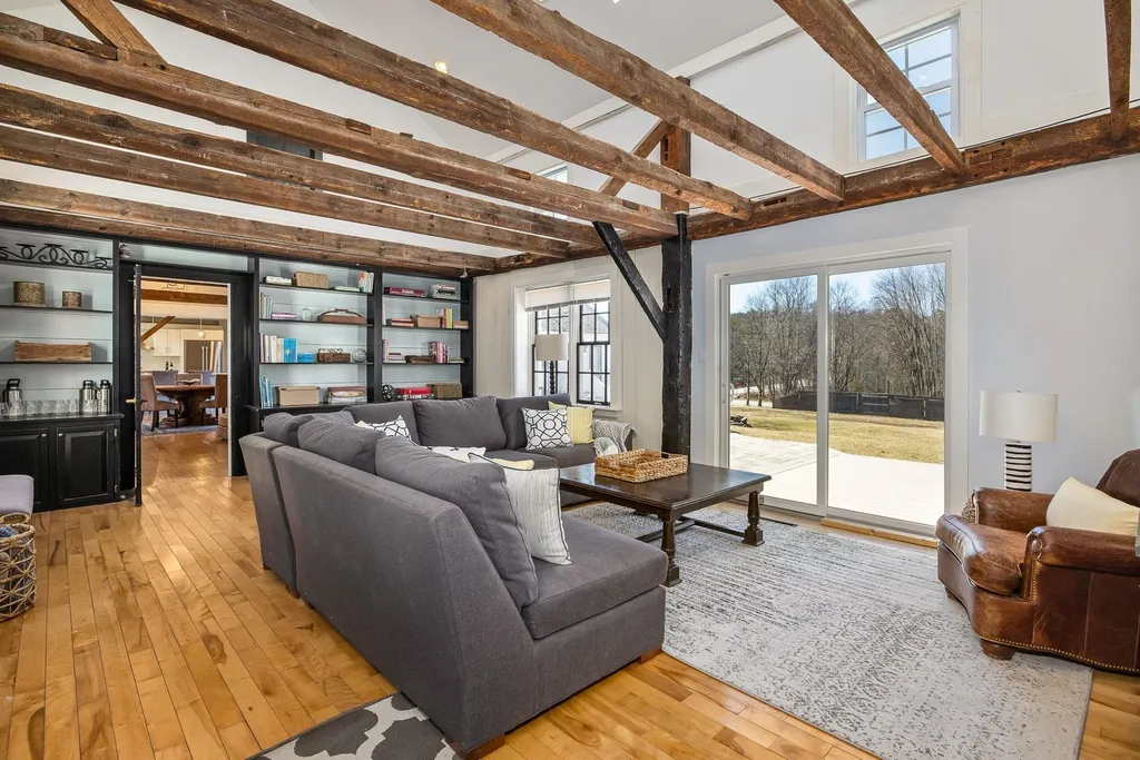 173 Atlantic Avenue North Hampton NH 03862