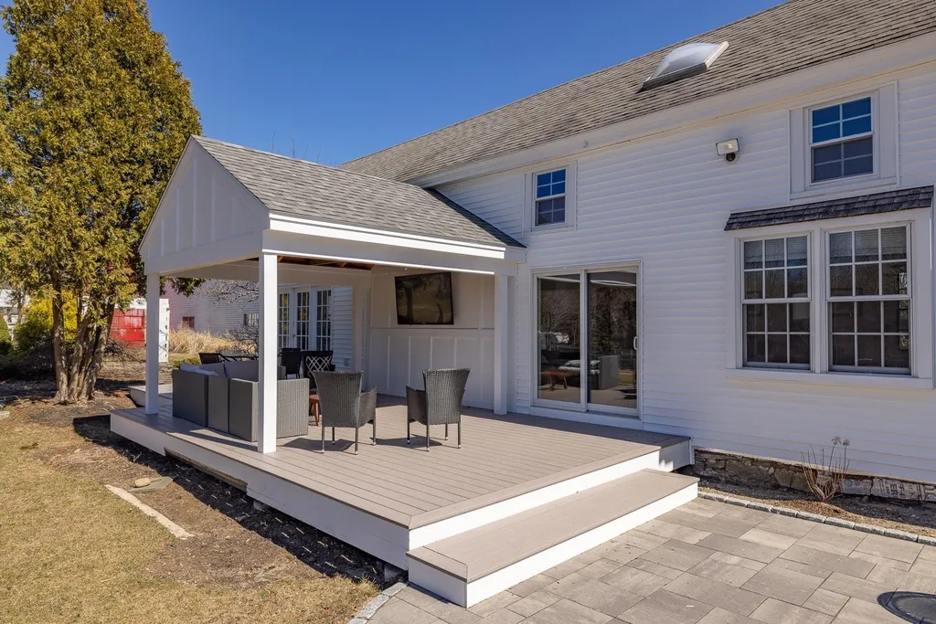 173 Atlantic Avenue North Hampton NH 03862